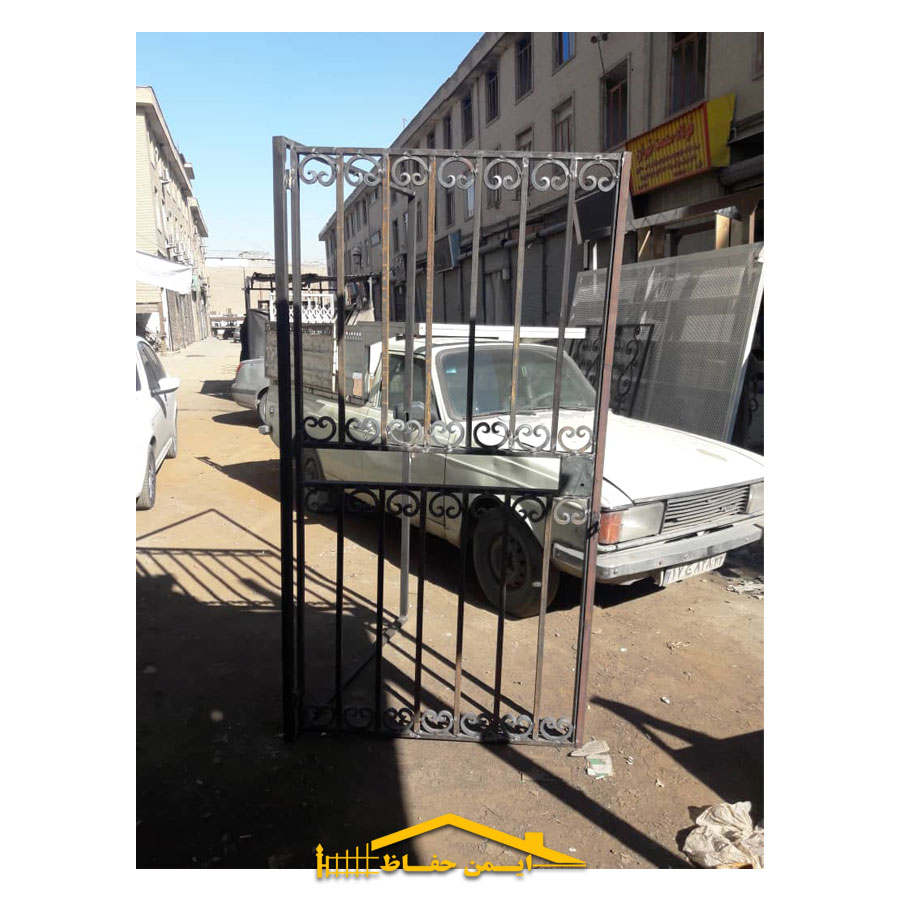 راهنمای کامل ساخت حفاظ درب آپارتمان 6 حفاظ درب آپارتمان